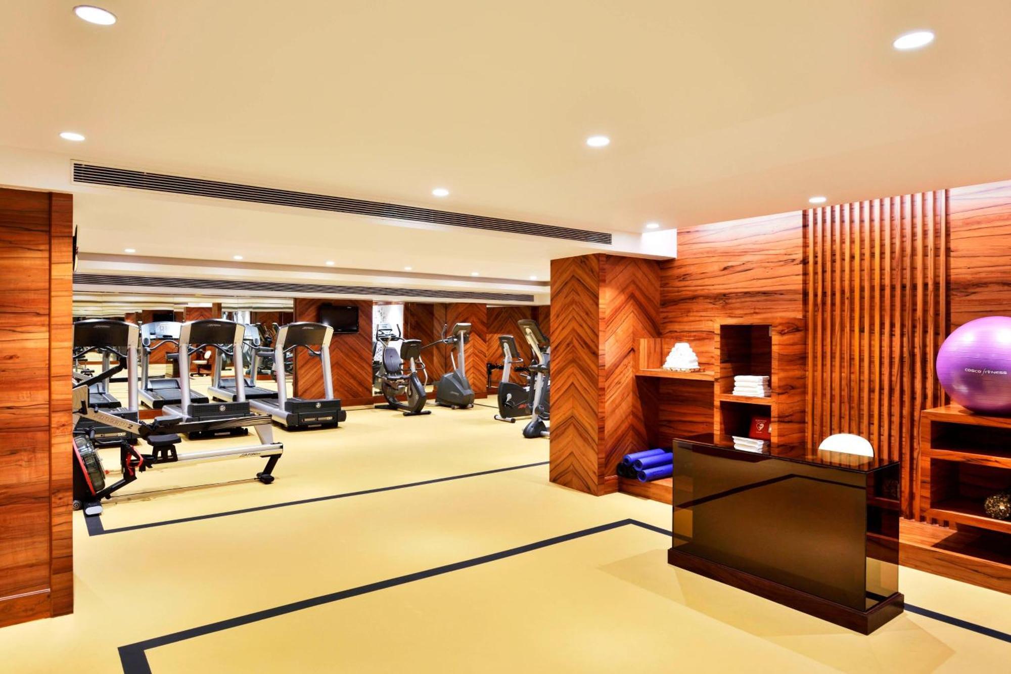 Sheraton Grand Pune Bund Garden Hotel Exteriör bild